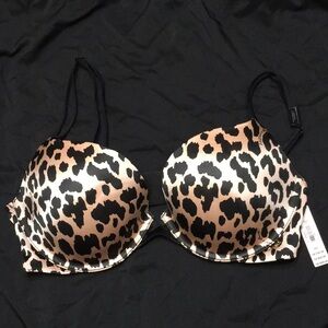 Victoria’s Secret leopard print push up bra. Size 36C